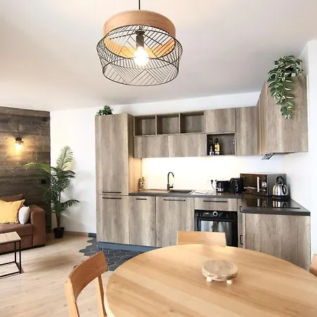 Apartment Le Refuge Tropical Taine Annecy